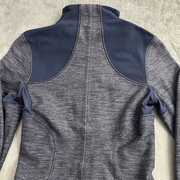 Lululemon Forme Jacket Womens 4 Reversible Slub Denim Inkwell Athleisure Workout - Picture 13 of 15